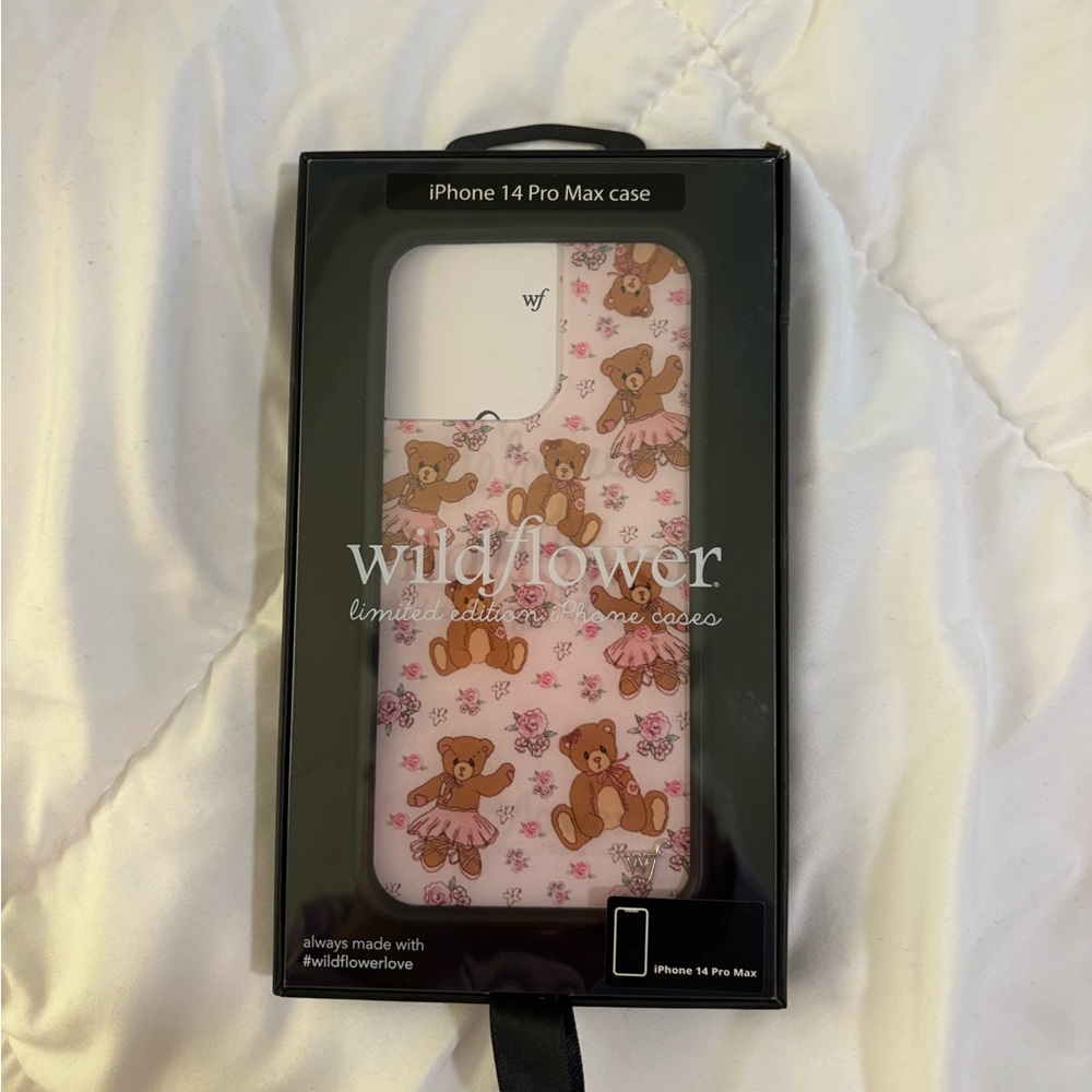 iPhone 14 Pro Max Wildflower Case🧸